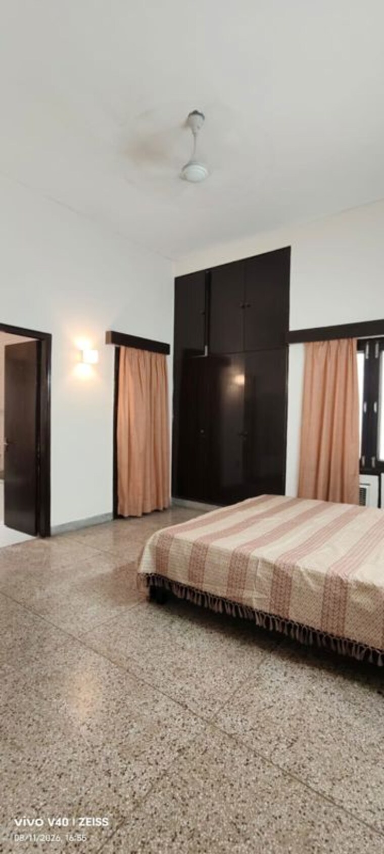 Bedroom, defence colony 3 Bedroom 325 Sq.Ft. Apartment In Defence Colony Delhi 10617584