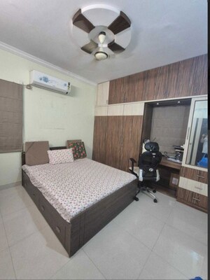 Team Area in 3 BHK Apartment at Aparna Luxor Park, Kondapur – for Rent