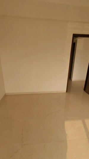 Bedroom in 2 BHK Apartment at Chembur – for Rent