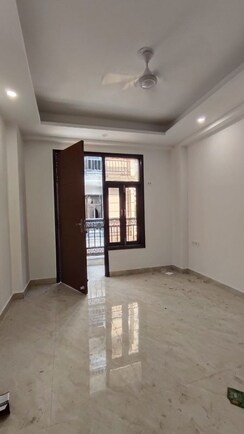 1 Rk+ Study Room Builder Floor For Rent in Saket