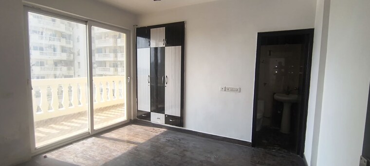 Master Bedroom, ansal-royal-heritage 2 Bedroom 1045 Sq.Ft. Apartment In Sector 70 Faridabad 10617503