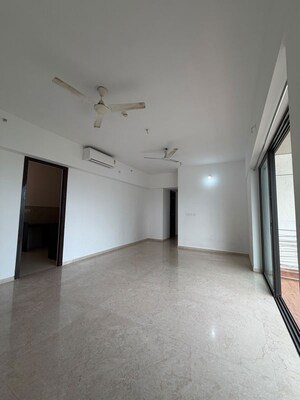 Room in 3 BHK Apartment at Lodha Palava City, Dombivli East – for Rent