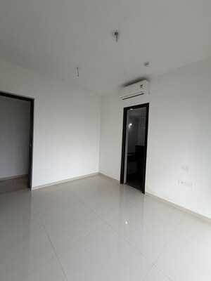 Room in 3 BHK Apartment at Lodha Palava City, Dombivli East – for Rent