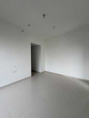 Room in 3 BHK Apartment at Lodha Palava City, Dombivli East – for Rent