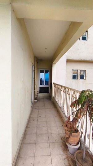 Building Lobby in 2 BHK Apartment at Gaur City 7th Avenue, Sector 4 Greater Noida – for Rent