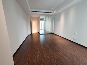 Room in 3 BHK Builder Floor at Sector 23 – for Rent