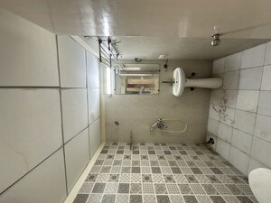 Bathroom in 3 BHK Apartment at Gaur City 7th Avenue, Sector 4 Greater Noida – for Rent