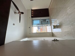 Furnished Amenities in 3 BHK Apartment at Gaur City 7th Avenue, Sector 4 Greater Noida – for Rent