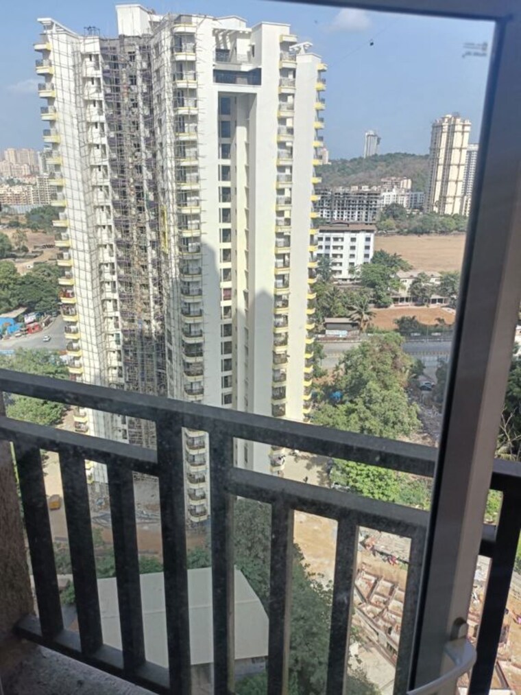 Balcony, raunak-bliss 1 Bedroom 350 Sq.Ft. Apartment In Ghodbunder Road Thane 10617609