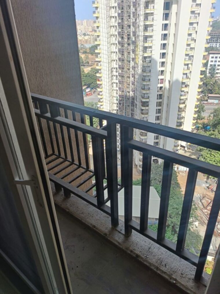 Balcony, raunak-bliss 1 Bedroom 350 Sq.Ft. Apartment In Ghodbunder Road Thane 10617609