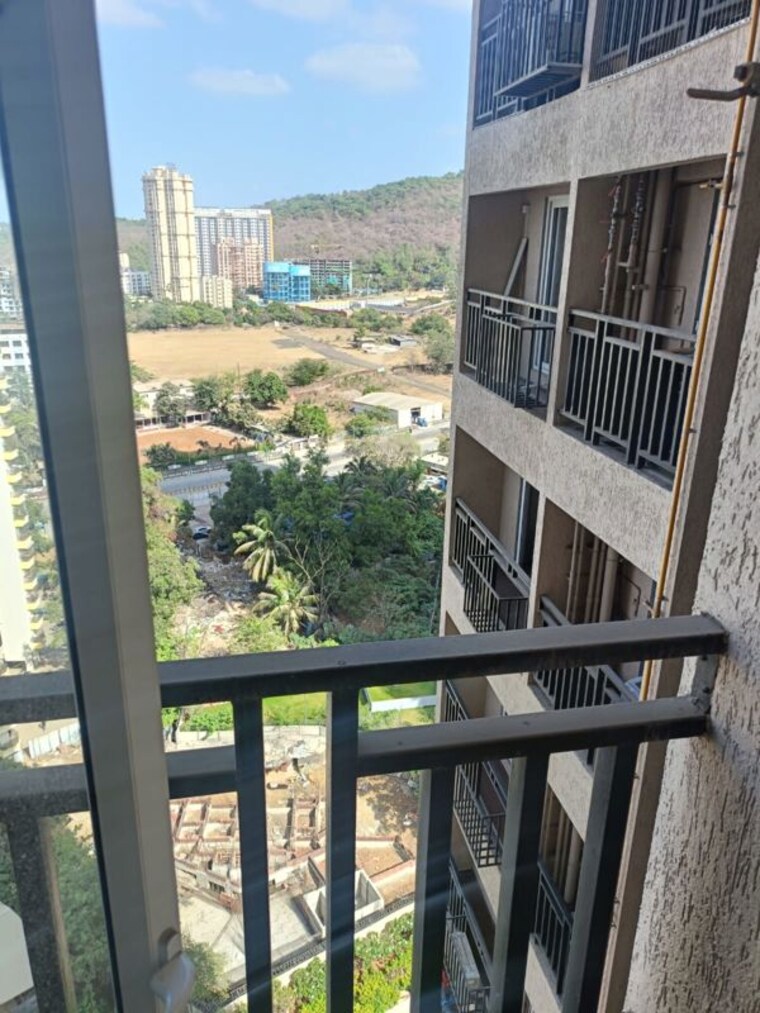 Balcony, raunak-bliss 1 Bedroom 350 Sq.Ft. Apartment In Ghodbunder Road Thane 10617609