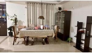 Team Area in 4 BHK Apartment at Omaxe Heights, Sector 86 – for Rent