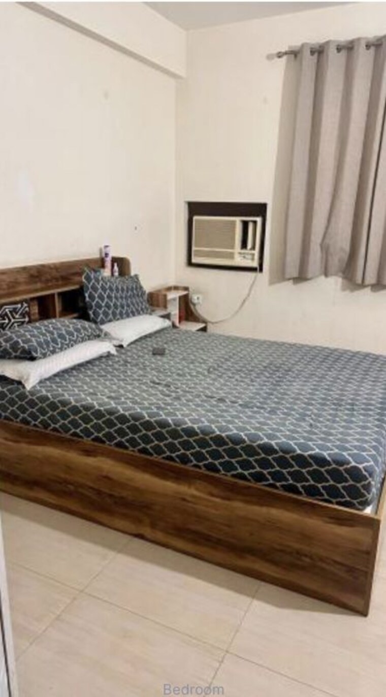 Bedroom, omaxe-heights 4 Bedroom 2450 Sq.Ft. Apartment In Sector 86 Faridabad 10615444