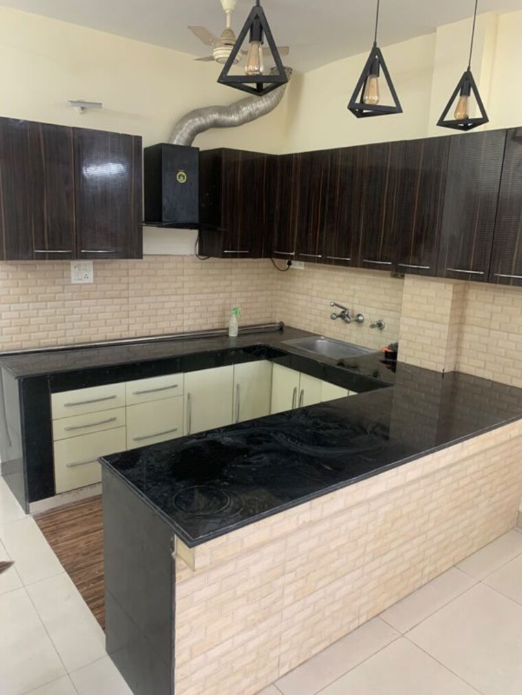 Kitchen, lajpat nagar i 2 Bedroom 125 Sq.Yd. Builder Floor In Lajpat Nagar I Delhi 10617634