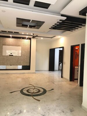 3 BHK Apartment For Rent in Defence Colony