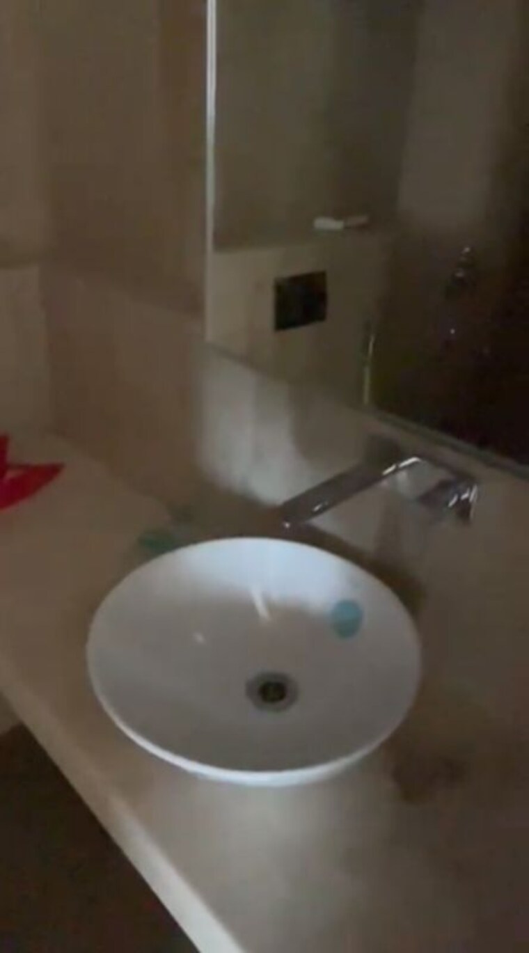 Bathroom, chembur 2 Bedroom 730 Sq.Ft. Apartment In Chembur Mumbai 10617610