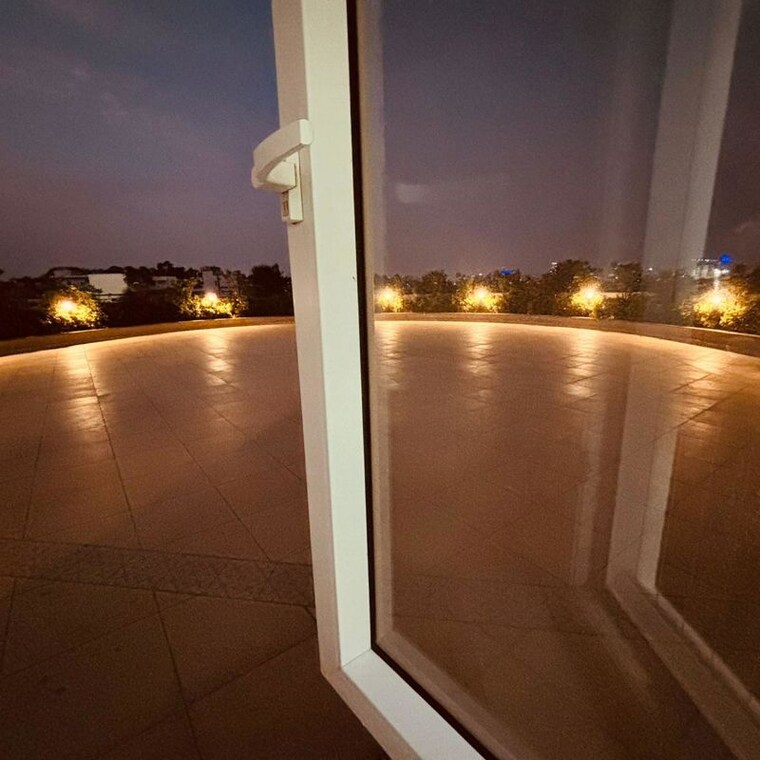 Balcony, prestige-park-square 3 Bedroom 1600 Sq.Ft. Apartment In Bannerghatta Road Bangalore 10497942