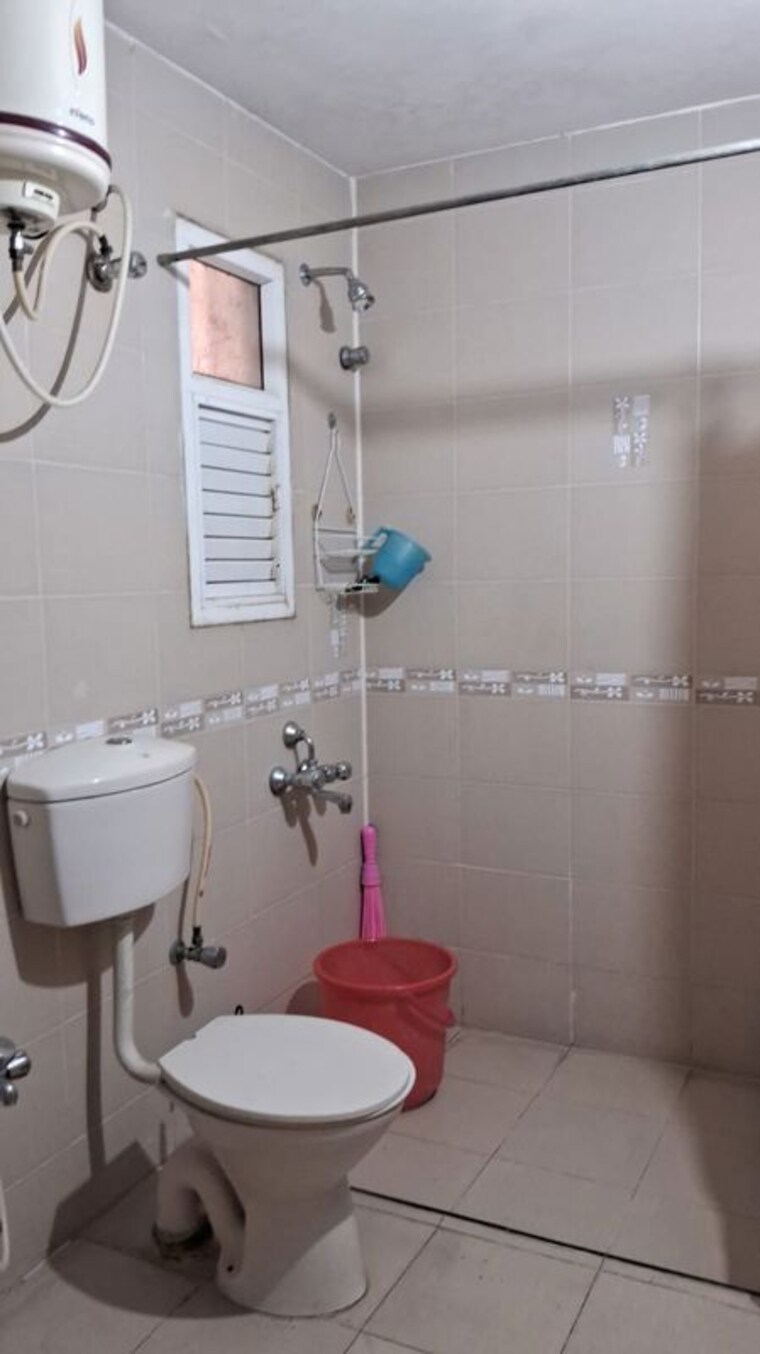 Bathroom, hm-world-city 3 Bedroom 2029 Sq.Ft. Apartment In Jp Nagar Bangalore 10602744