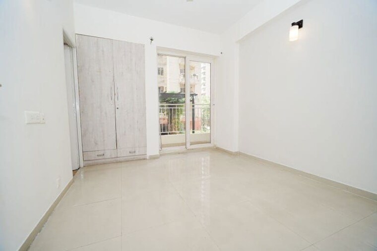 Room, sam-palm-olympia 3 Bedroom 1335 Sq.Ft. Apartment In Sector 16c Greater Noida Greater Noida 10617669