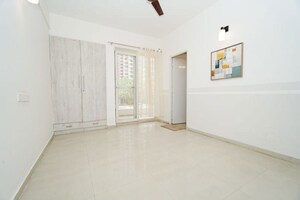 Room in 3 BHK Apartment at Sam Palm Olympia, Sector 16c Greater Noida – for Sale