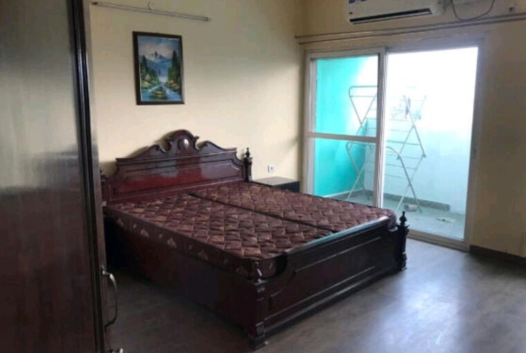 Bedroom, butler colony 3 Bedroom 1600 Sq.Ft. Apartment In Butler Colony Lucknow 10617676