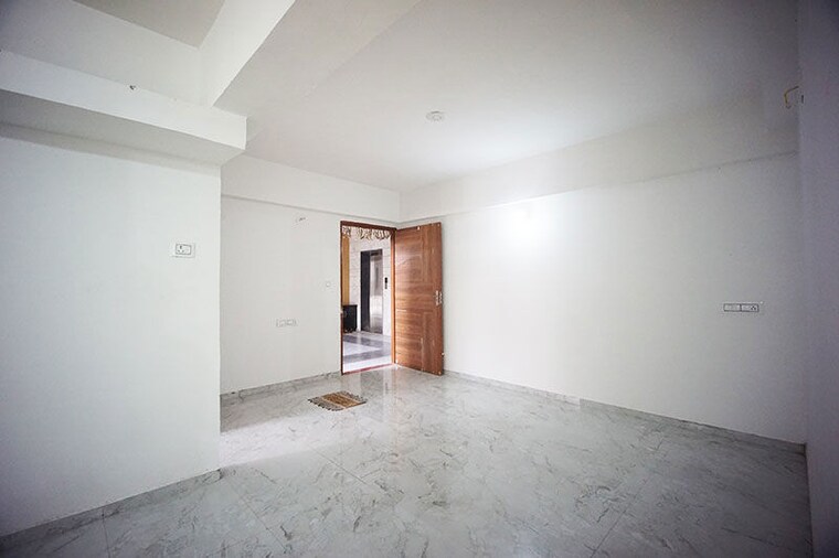 Room, hanspura 2 Bedroom 140 Sq.Yd. Apartment In Hanspura Ahmedabad 10617700