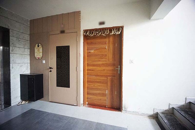 Room, hanspura 2 Bedroom 140 Sq.Yd. Apartment In Hanspura Ahmedabad 10617700