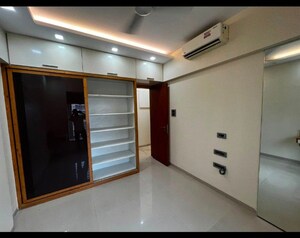 Room in 3 BHK Apartment at Dosti Group Imperia, Manpada – for Sale