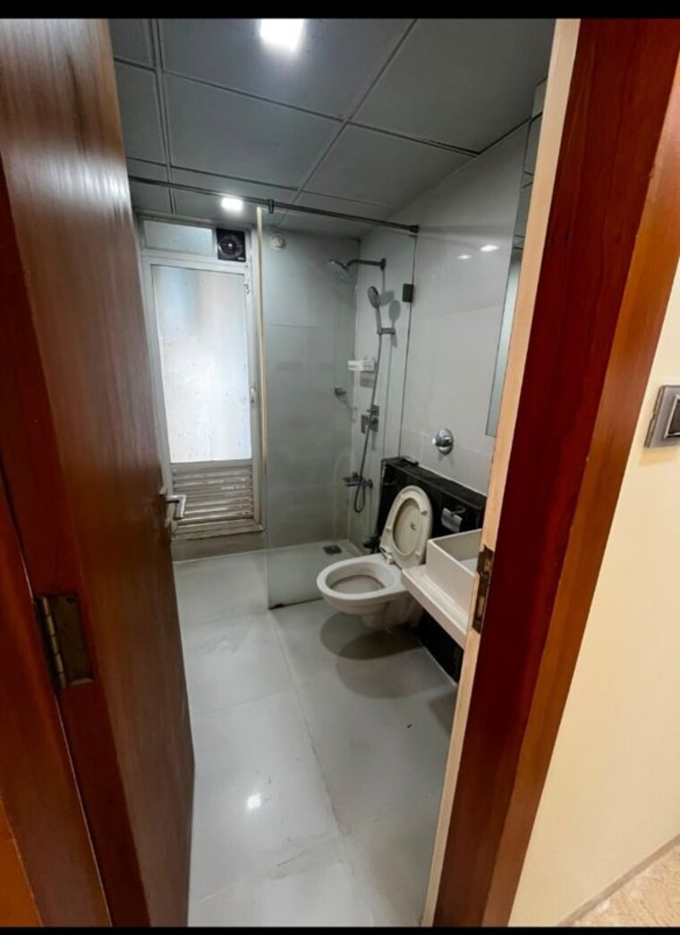 Bathroom, dosti-group-imperia 3 Bedroom 1036 Sq.Ft. Apartment In Manpada Thane 10617684