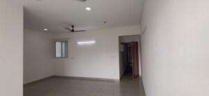 Room in 3 BHK Apartment at Dhoot Time Residency, Sector 63 – for Rent