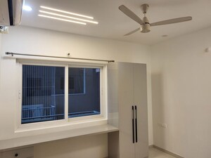 Room in 3 BHK Apartment at Rajapushpa Provincia, Narsingi – for Rent