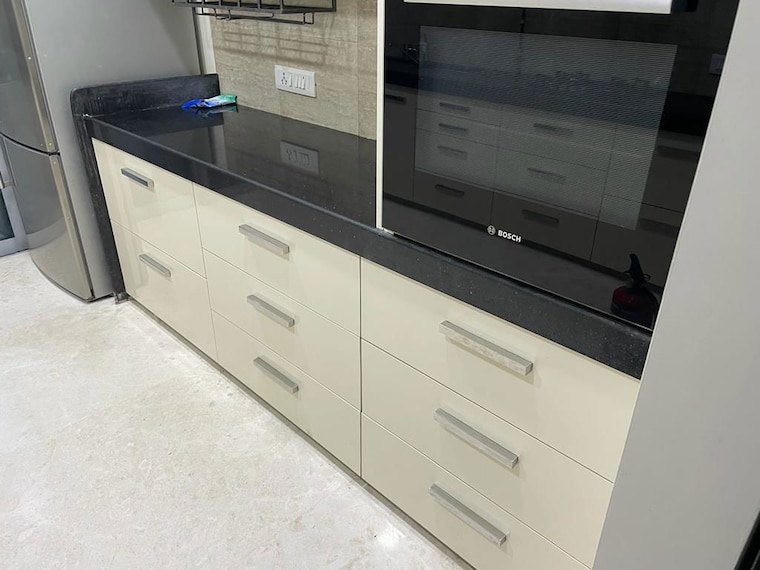 Kitchen, oberoi-exquisite-goregaon 3 Bedroom 1938 Sq.Ft. Apartment In Goregaon East Mumbai 10617692