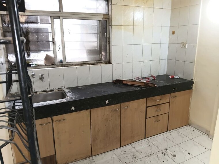 Kitchen, magarpatta-sylvania 2 Bedroom 850 Sq.Ft. Apartment In Hadapsar Pune 10617726