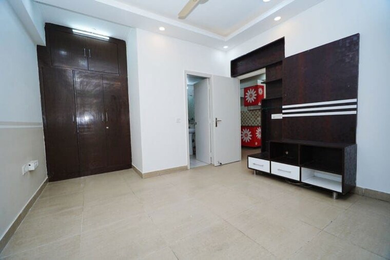 Room, gaur-city-2-11th-avenue 2 Bedroom 1010 Sq.Ft. Apartment In Sector 16c Greater Noida Greater Noida 10617728