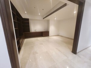4 BHK Builder Floor For Rent in Sector 21