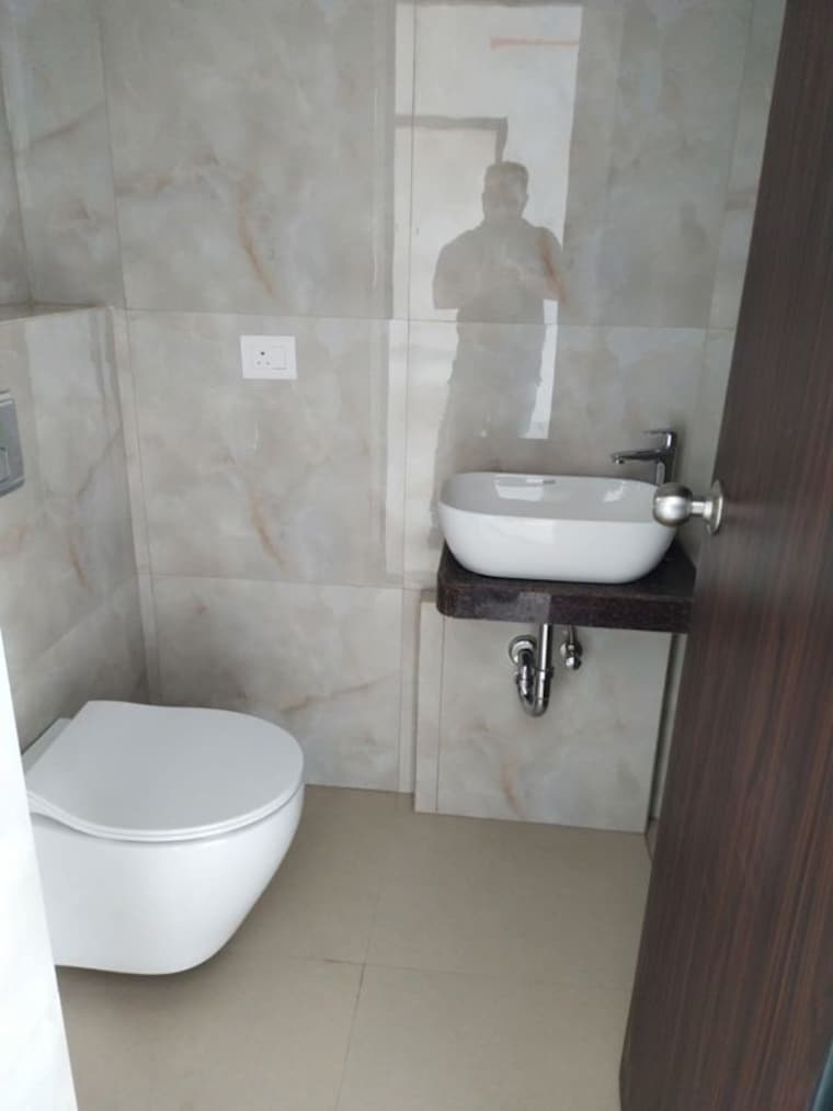 Bathroom, raymond-ten-x-habitat 1 Bedroom 317 Sq.Ft. Apartment In Pokhran Road No Two Thane 10617729