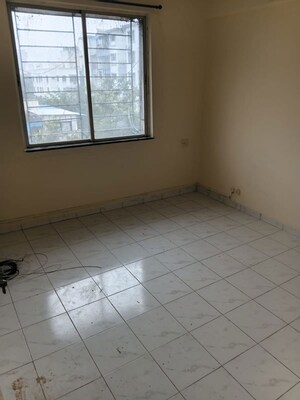 Room in 2 BHK Apartment at Magarpatta City Cosmos, Magarpatta Road – for Rent