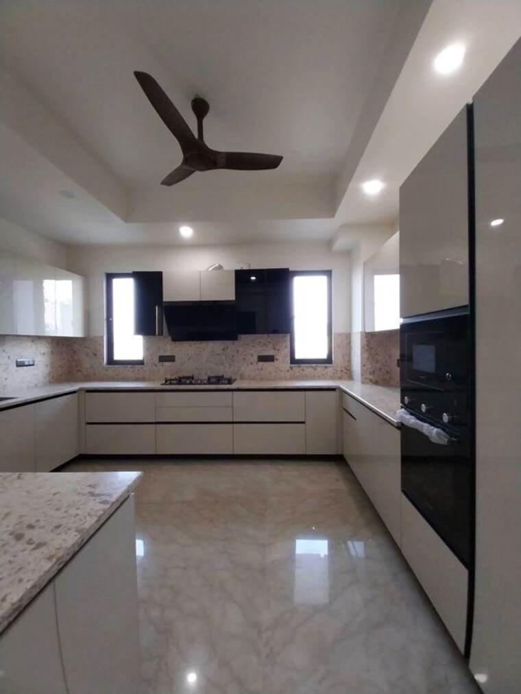 Kitchen, palam-vihar-residents-association 4 Bedroom 2500 Sq.Ft. Builder Floor In Palam Vihar Gurgaon 10617747