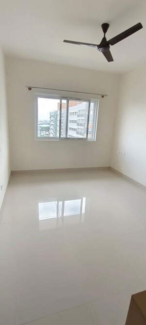 Room in 2 BHK Apartment at Adarsh Greens, Kogilu – for Rent