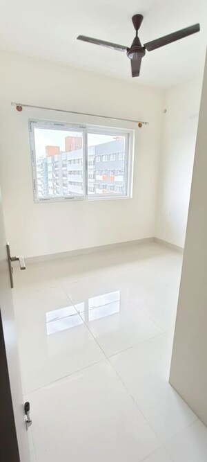 Room in 2 BHK Apartment at Adarsh Greens, Kogilu – for Rent