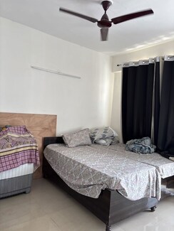2 BHK + Prayer Room,Study Room,Store Room Builder Floor For Rent in Sector 23