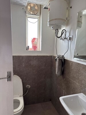Bathroom in 2 BHK Builder Floor at Sector 23 – for Rent