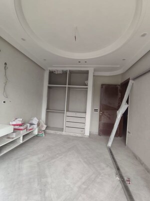 Building Lobby in 3 BHK Builder Floor at Paschim Vihar – for Sale