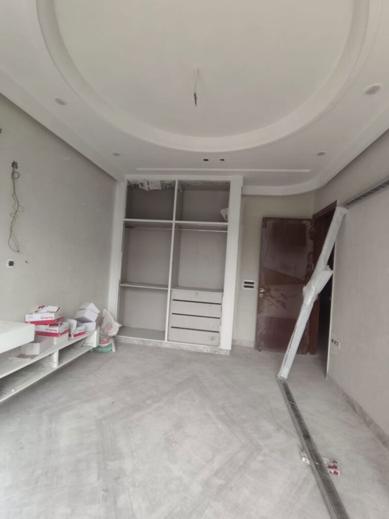 undefined, paschim vihar 3 Bedroom 200 Sq.Yd. Builder Floor In Paschim Vihar Delhi 10589143