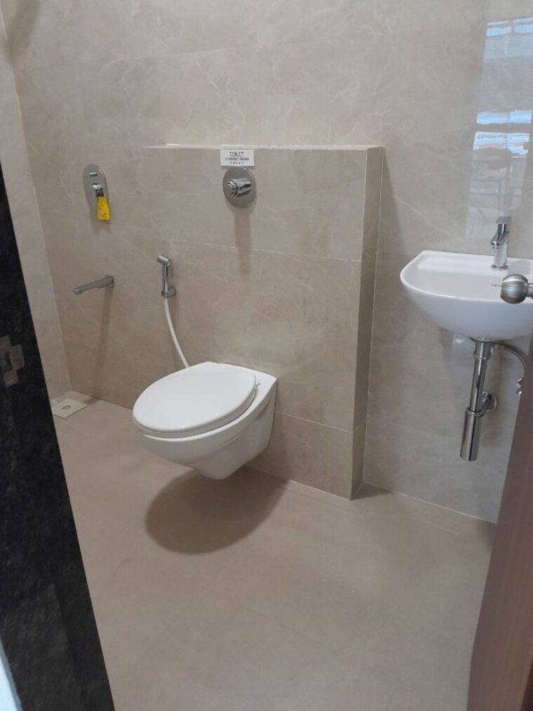Bathroom, kaustubh-park-91 2 Bedroom 722 Sq.Ft. Apartment In Borivali West Mumbai 10617743