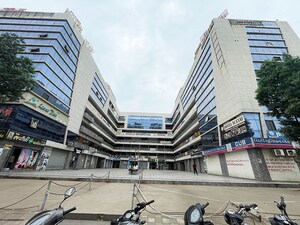  Showroom For Sale in Odhav