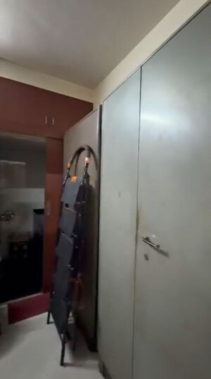 Bedroom in 2 BHK Apartment at Chembur – for Rent