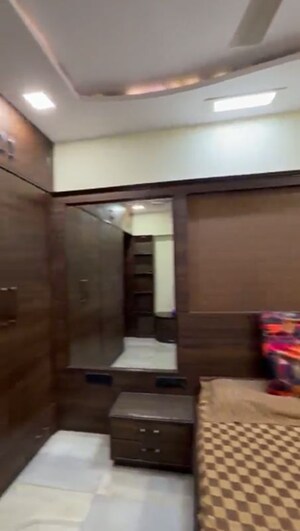 Bedroom in 2 BHK Apartment at Chembur – for Rent