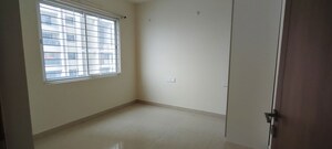 Room in 3 BHK Apartment at Aurobindo The Regent, Kondapur – for Rent