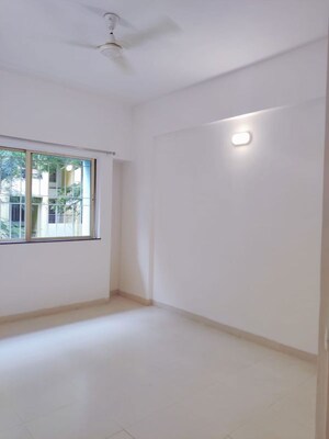 Room in 2 BHK Apartment at Magarpatta City Heliconia, Hadapsar – for Rent